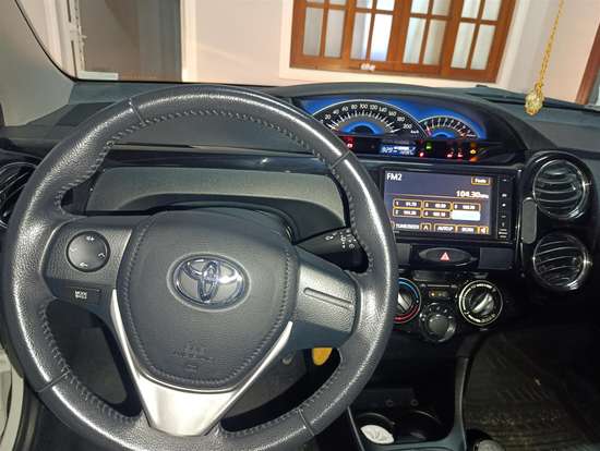 TOYOTA-ETIOS-1.5 PLATINUM 16V FLEX 4P MANUAL TOYOTA-ETIOS-2016