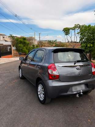 TOYOTA-ETIOS-2013