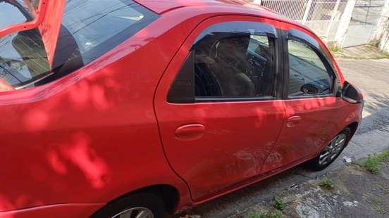 TOYOTA-ETIOS-2018