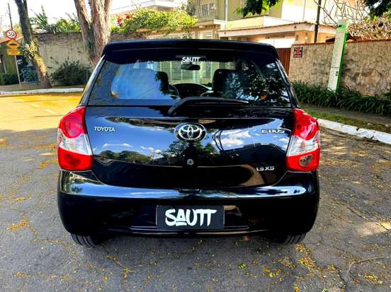 TOYOTA-ETIOS-1.5 XS 16V FLEX 4P MANUAL TOYOTA-ETIOS-2015