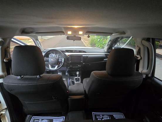 TOYOTA-HILUX-2.8 D-4D TURBO DIESEL CD SR 4X4 AUTOMÁTICO TOYOTA-HILUX-2021