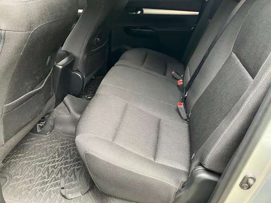 TOYOTA-HILUX-2.8 D-4D TURBO DIESEL CD SR 4X4 AUTOMÁTICO TOYOTA-HILUX-2025