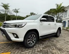 TOYOTA HILUX 2.8 SRX 4X4 CD 16V DIESEL 4P AUTOMÁTICO TOYOTA HILUX 2.8 SRX 4X4 CD 16V DIESEL 4P AUTOMÁTICO