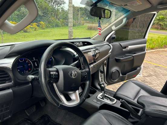 TOYOTA-HILUX-2.8 SRX 4X4 CD 16V DIESEL 4P AUTOMÁTICO TOYOTA-HILUX-2018