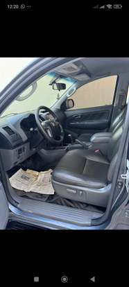 TOYOTA-HILUX-2015