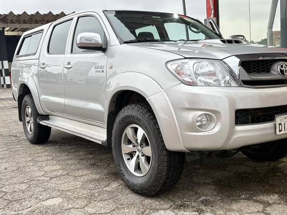 TOYOTA HILUX 3.0 SRV 4X4 CD 16V TURBO INTERCOOLER DIESEL 4P AUTOMÁTICO