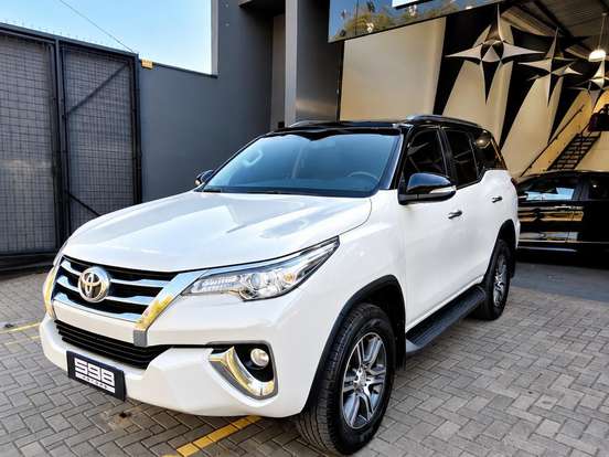 TOYOTA-HILUX SW4-2.7 SRV 7 LUGARES 4X2 16V FLEX 4P AUTOMÁTICO TOYOTA-HILUX SW4-2018