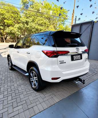 TOYOTA-HILUX SW4-2018
