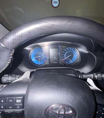 TOYOTA-HILUX SW4-2021