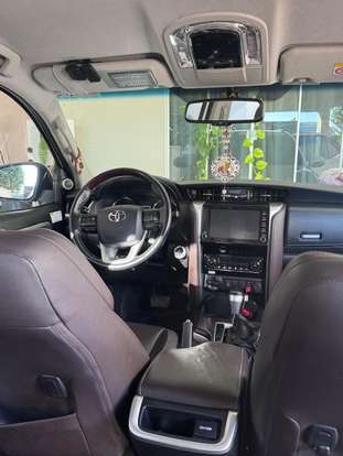 TOYOTA-HILUX SW4-2019