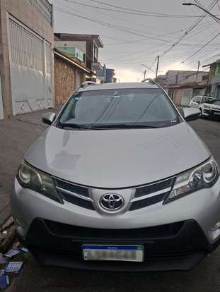 TOYOTA-RAV4-2014