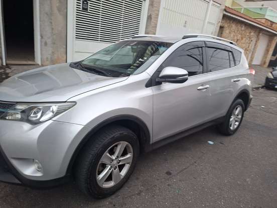 TOYOTA-RAV4-2014