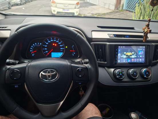 TOYOTA-RAV4-2014