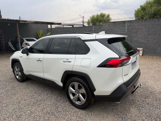 TOYOTA-RAV4-2019