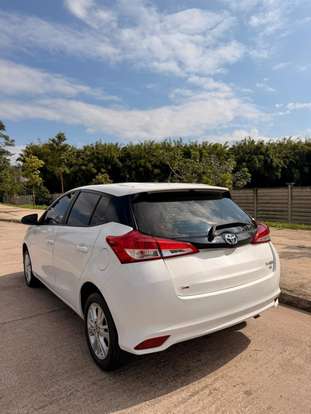 TOYOTA-YARIS-2018