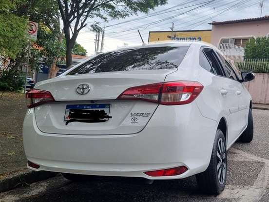 TOYOTA-YARIS-1.5 16V FLEX SEDAN XL LIVE MULTIDRIVE TOYOTA-YARIS-2022
