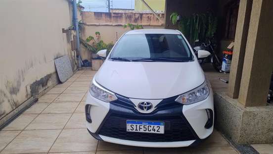 TOYOTA-YARIS-1.5 16V FLEX SEDAN XL MULTIDRIVE TOYOTA-YARIS-2023