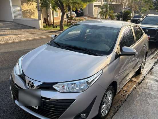 TOYOTA-YARIS-1.5 16V FLEX SEDAN XL PLUS TECH MULTIDRIVE TOYOTA-YARIS-2018