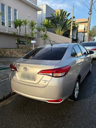 TOYOTA-YARIS-2018