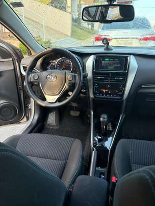 TOYOTA-YARIS-2018