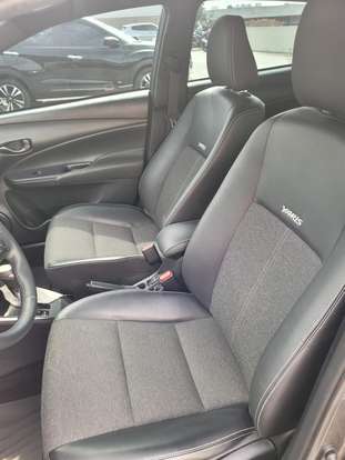 TOYOTA-YARIS-2022