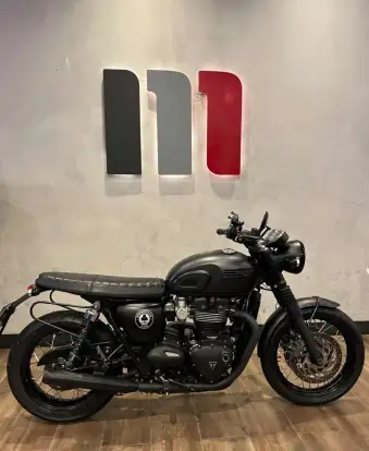 TRIUMPH-BONNEVILLE T120 BLACK 1200-2019