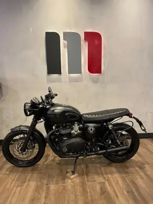 TRIUMPH-BONNEVILLE T120 BLACK 1200-2019