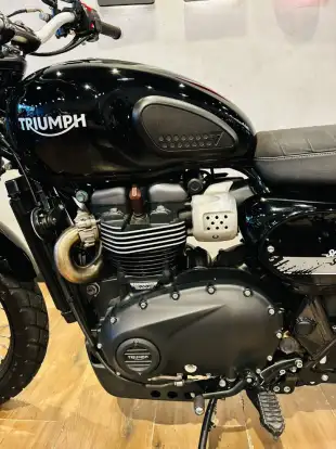 TRIUMPH-STREET SCRAMBLER-2018