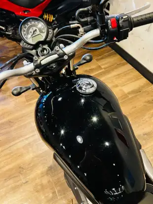 TRIUMPH-STREET SCRAMBLER-2018