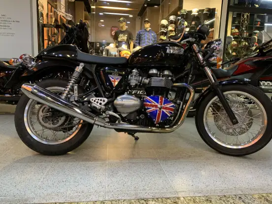 TRIUMPH-THRUXTON TRIUMPH-THRUXTON-2015