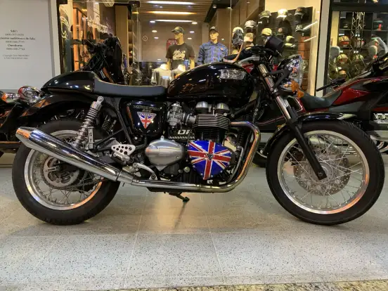 TRIUMPH-THRUXTON TRIUMPH-THRUXTON-2015