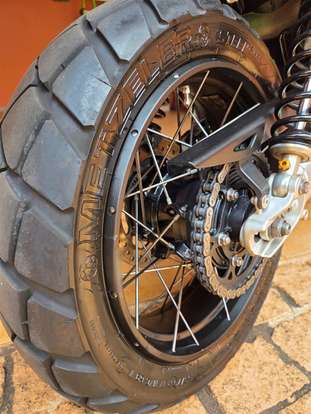 TRIUMPH-SCRAMBLER 1200 XE-2023