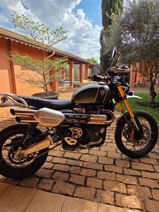 TRIUMPH-SCRAMBLER 1200 XE-2023