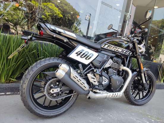 TRIUMPH-TRACKER 400-2026