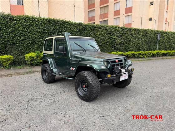 TROLLER T4 3.0 TETO RÍGIDO 16V TURBO ELETRONIC DIESEL 2P MANUAL