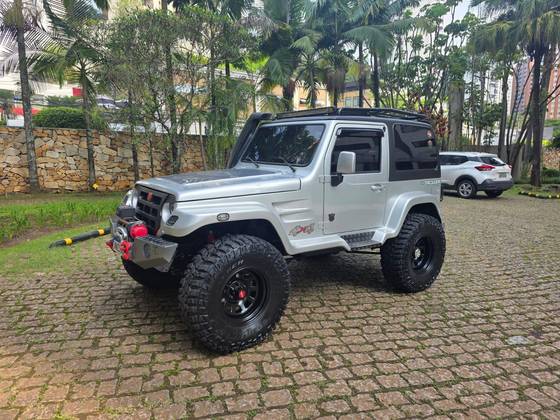 TROLLER T4 3.0 TETO RÍGIDO 16V TURBO ELETRONIC DIESEL 2P MANUAL