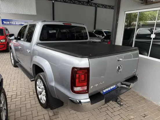 VOLKSWAGEN-AMAROK-2022