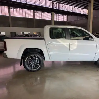 VOLKSWAGEN-AMAROK-2023