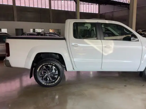VOLKSWAGEN-AMAROK-3.0 V6 TDI DIESEL HIGHLINE CD 4MOTION AUTOMÁTICO VOLKSWAGEN-AMAROK-2023