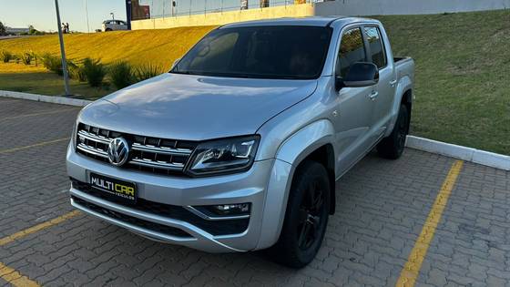 VOLKSWAGEN AMAROK 3.0 V6 TDI DIESEL HIGHLINE CD 4MOTION AUTOMÁTICO