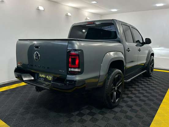 VOLKSWAGEN-AMAROK-2024