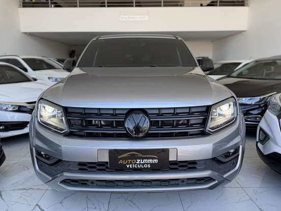 VOLKSWAGEN-AMAROK-2021