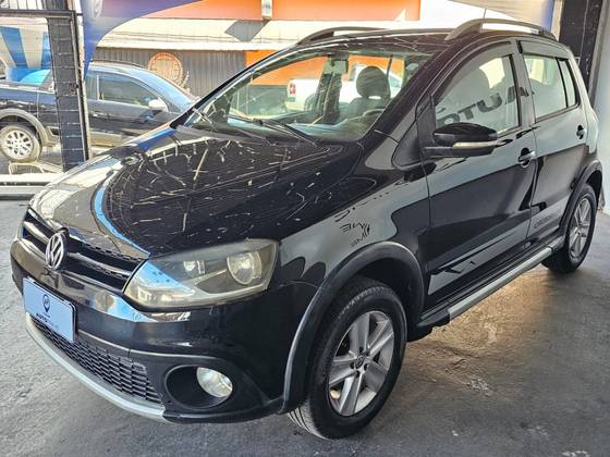 VOLKSWAGEN CROSSFOX 1.6 MI FLEX 8V 4P MANUAL