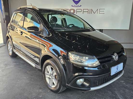 VOLKSWAGEN-CROSSFOX-2011
