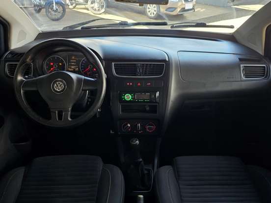 VOLKSWAGEN-CROSSFOX-1.6 MI FLEX 8V 4P MANUAL VOLKSWAGEN-CROSSFOX-2011