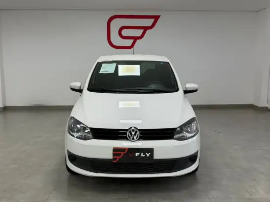 VOLKSWAGEN-FOX-2014