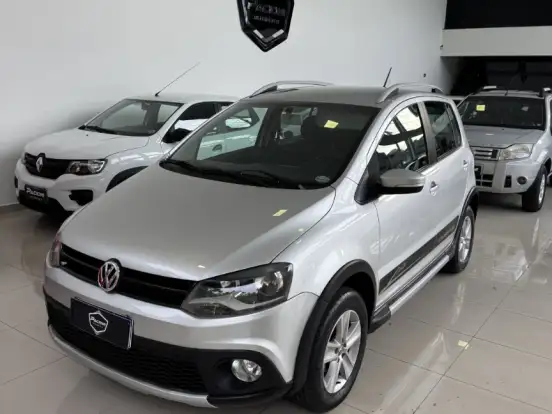 VOLKSWAGEN-FOX-1.6 MI 8V FLEX 4P MANUAL VOLKSWAGEN-FOX-2010