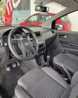 VOLKSWAGEN-FOX-2010