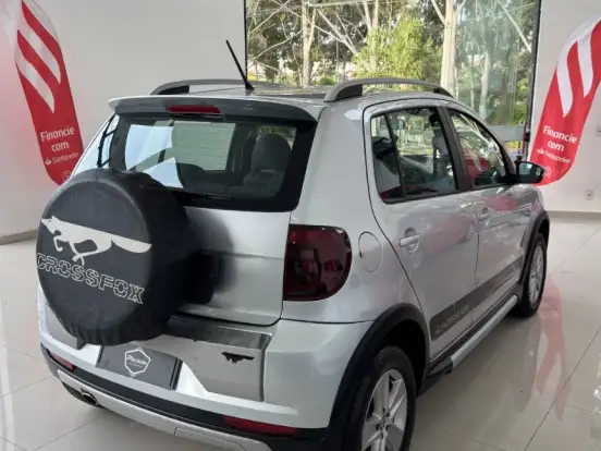 VOLKSWAGEN-FOX-1.6 MI 8V FLEX 4P MANUAL VOLKSWAGEN-FOX-2010
