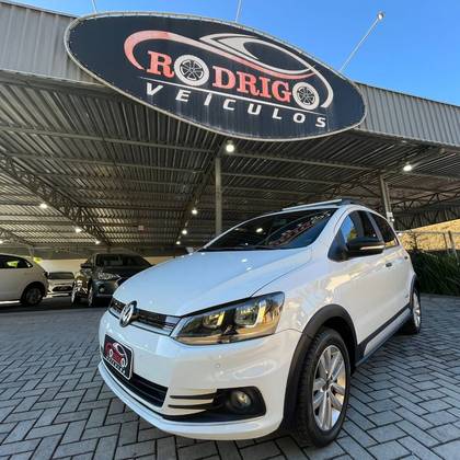 VOLKSWAGEN FOX 1.0 MPI TRACK 12V FLEX 4P MANUAL